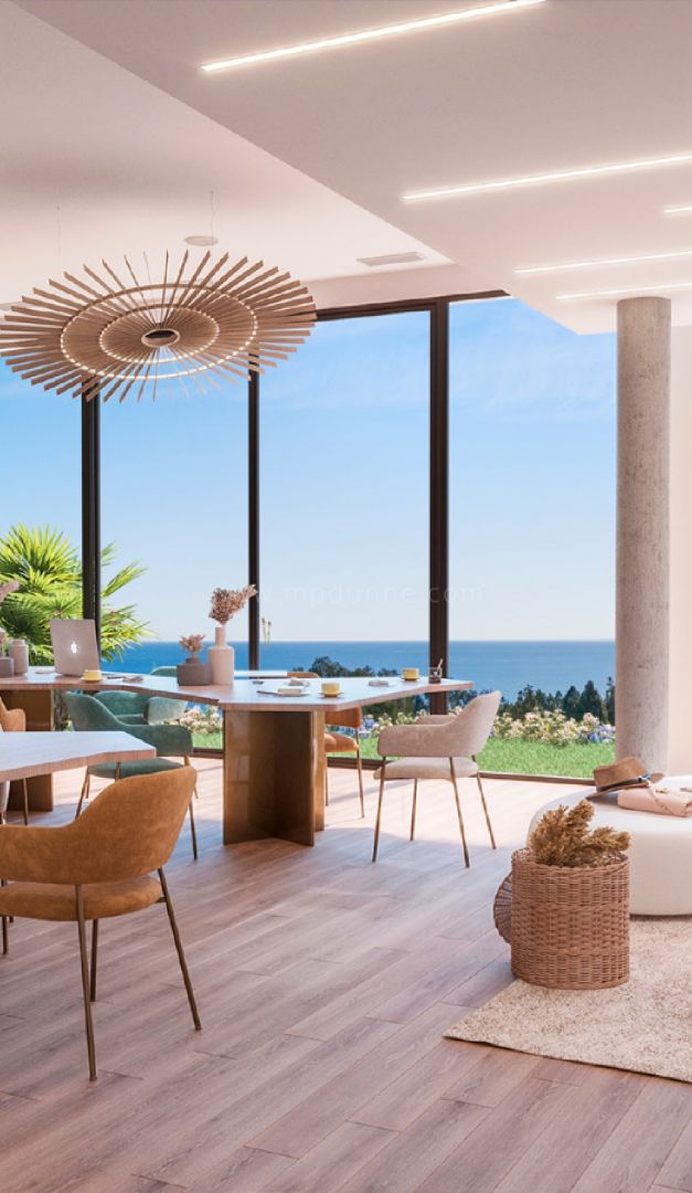 Villas adosadas con vistas panorámicas al mar en Mijas Costa