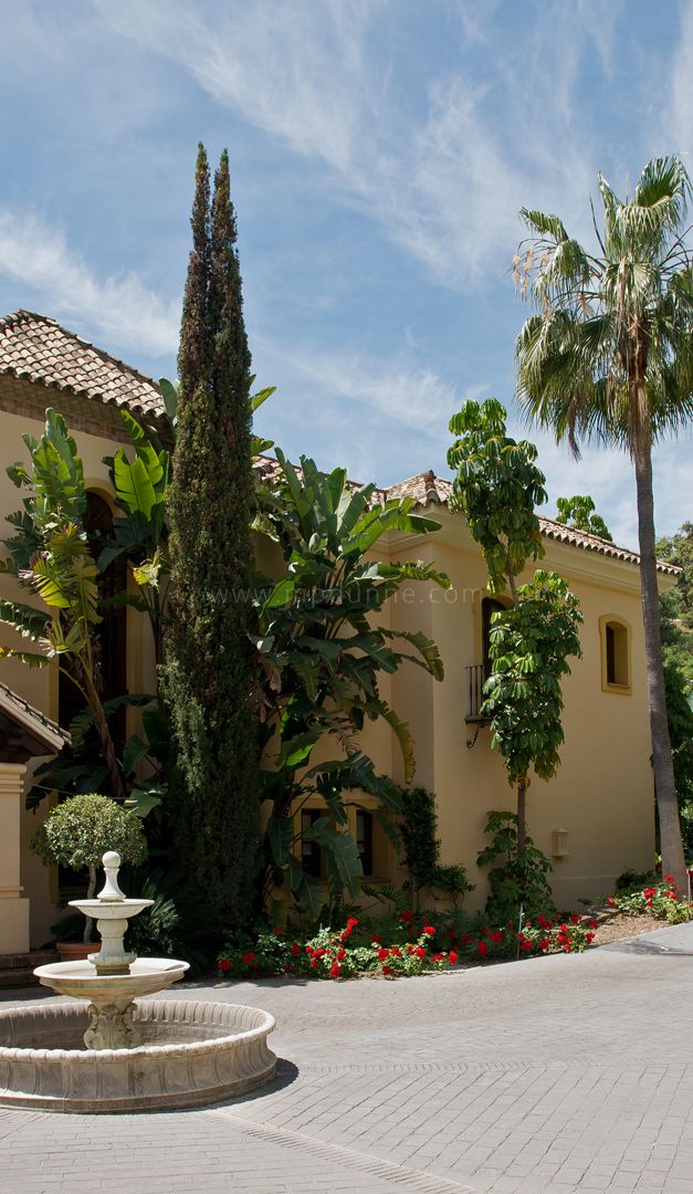 Atemberaubende Villa in La Zagaleta mit Panoramablick