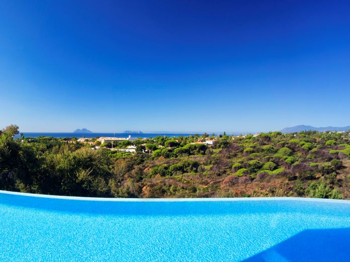 Marbella Ost, Luxus-Villen und Wohnungen zu verkaufen