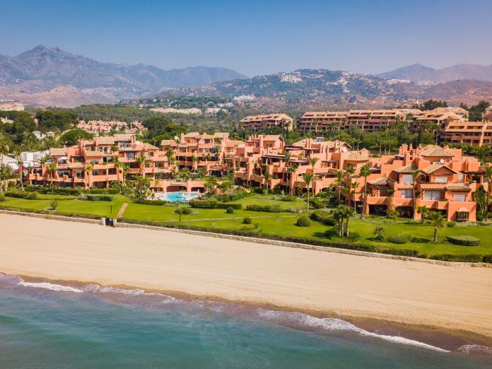 La Morera Playa - Exclusive with MPDunne