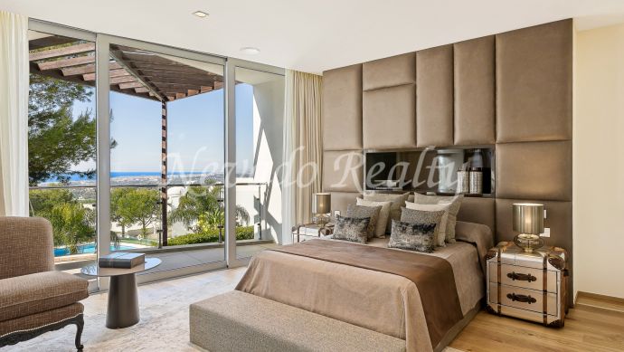Stunning luxury townhouse for sale in Sierra Blanca Marbella