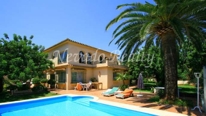 Villa in Marbella Centro for sale