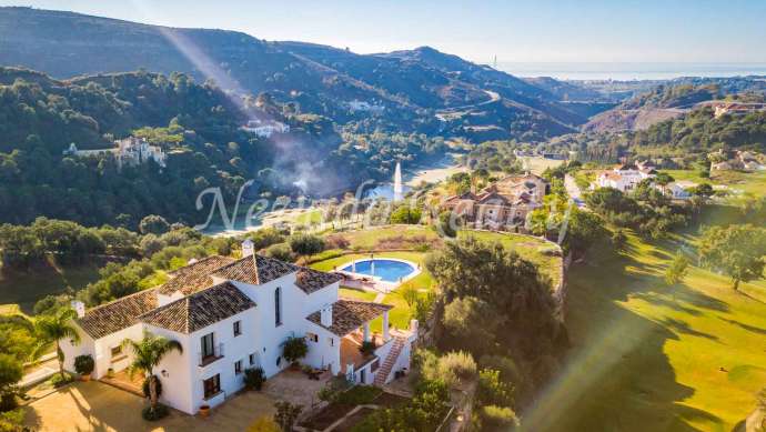 Villa en Marbella Club Golf Resort con vistas al mar en venta
