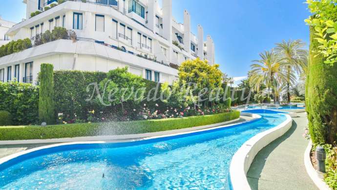 Apartment for rent in Marbella House, Marbella City