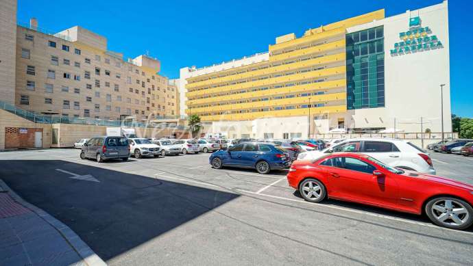 Locaux commerciaux entre le centre de Marbella et le Golden Mile à vendre