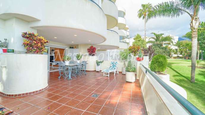 Apartment in Marbella near the sea for sale