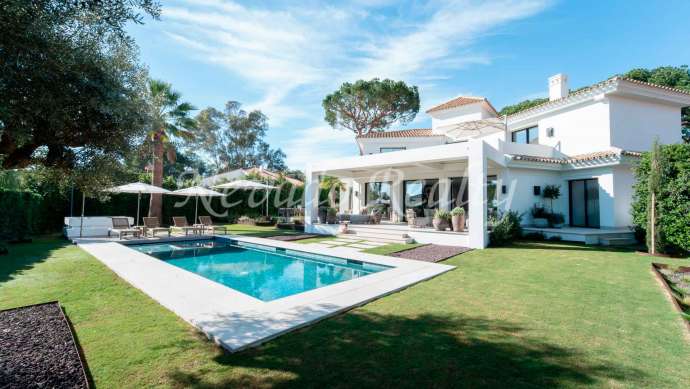 Villa in Los Monteros beach side for sale