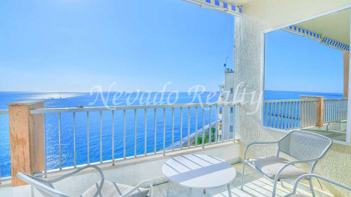 Beach penthouse in Marbella centre for sale
