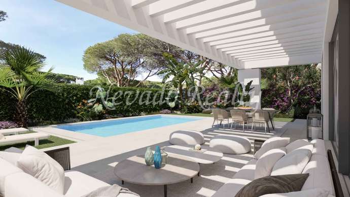 Villa in Calahonda with sea views for sale.