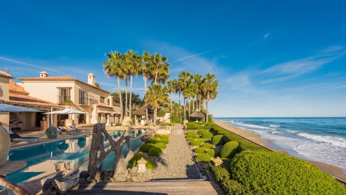 frontline beach villas