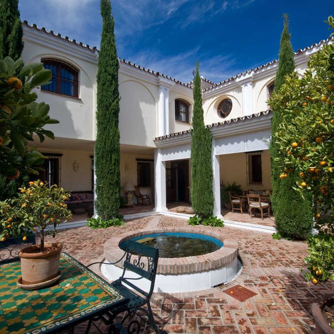 La Zagaleta, Preciosa casa de estilo andaluz en un oasis de paz y tranquilidad