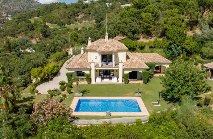 Villa Las Yucas: The Epitome of Timeless Andalusian Elegance