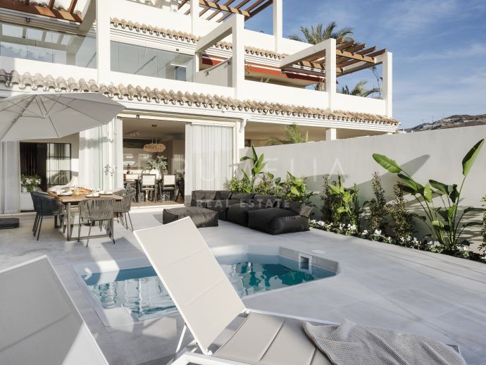 Lujoso apartamento de Inspiración Parisina en planta baja con Piscina privada y Vistas Panorámicas en Nueva Andalucía