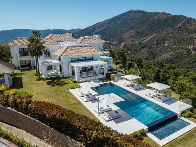 CASA VALENTINO - Atemberaubende Luxusvilla mit Panoramablick in La Zagaleta, Benahavis