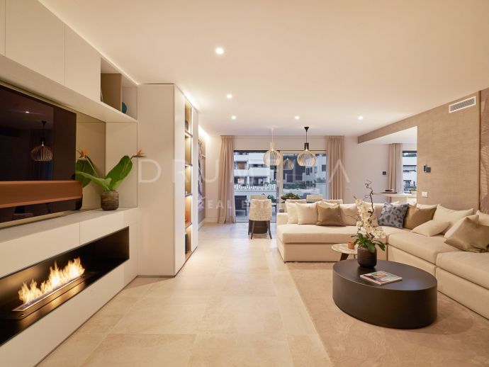 Brand-new fabulous high-end penthouse duplex with luxurious features on the Golden Mile of Marbella