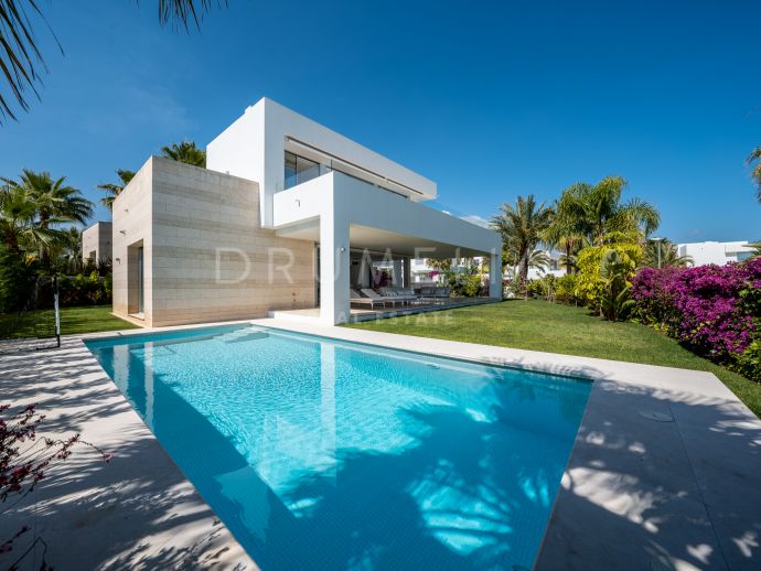 Prachtige moderne luxe villa met fantastisch uitzicht in La Finca de Marbella, Rio Real, Marbella Oost