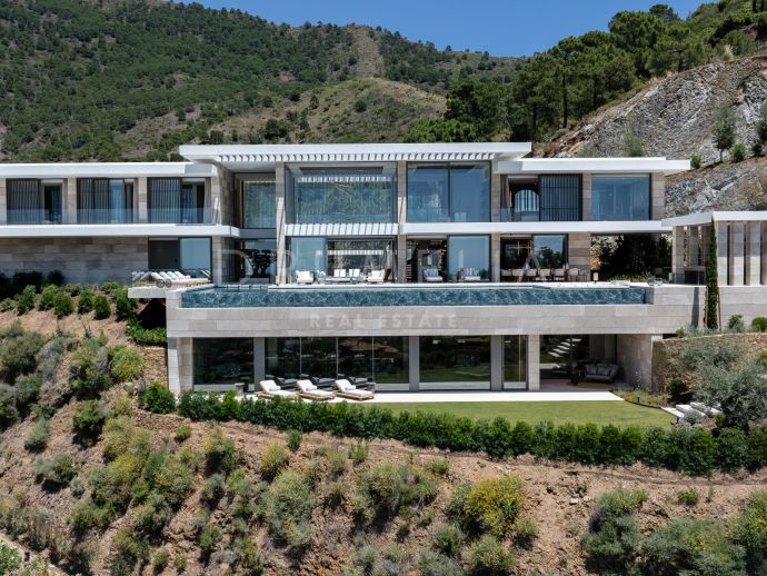 Proyecto de villa contemporánea de lujo con vistas panorámicas al mar y a la montaña en La Zagaleta, Benahavís