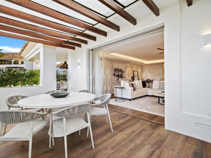 Elegante renovierte Wohnung für luxuriösen Lebensstil in Monte Paraiso, Goldene Meile von Marbella