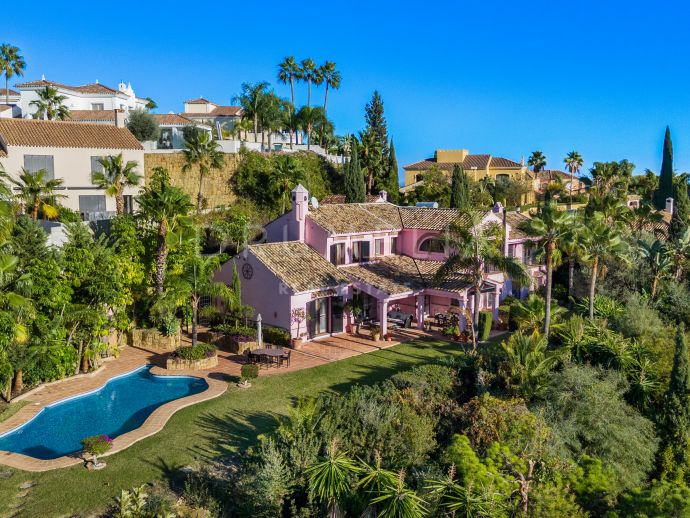 Charming Andalusian-style luxury villa with idyllic views in Puerto del Almendro, Benahavis