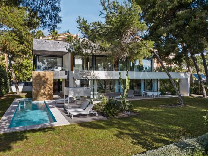 Excepcional Villa moderna en Rocio de Nagüeles, Milla de Oro de Marbella