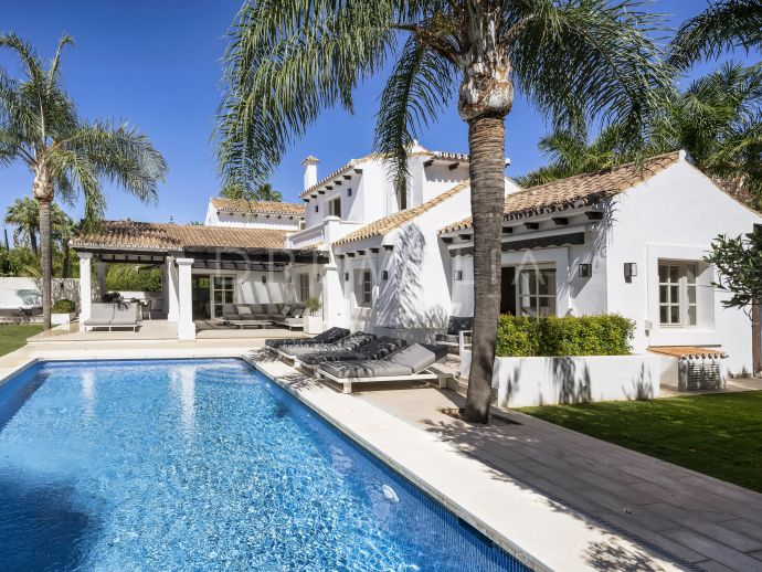 Prachtig gerenoveerd luxe huis in Los Naranjos Golf, Nueva Andalucia Marbella
