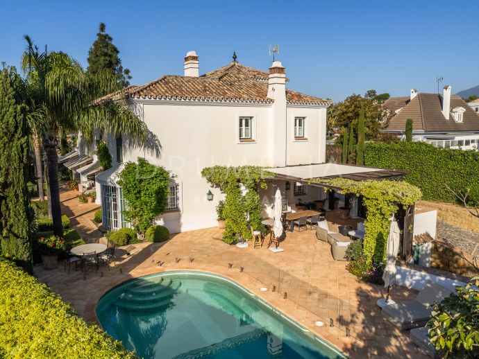 Sjarmerende villa i tradisjonell andalusisk stil i hjertet av Marbella