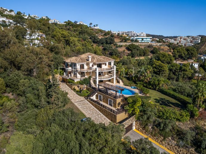 Villa Melana - Vakkert hus med panoramautsikt, Los Altos de los Monteros, Marbella Øst