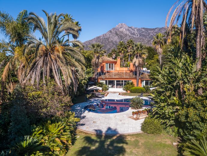 Elégante villa de luxe de style méditerranéen à Rocio de Nagüeles, Golden Mile de Marbella