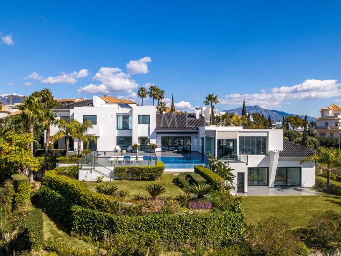 Blue Horizon - Atemberaubendes modernes Haus mit Panoramablick aufs Meer im Los Flamingos Golf Resort, Benahavis