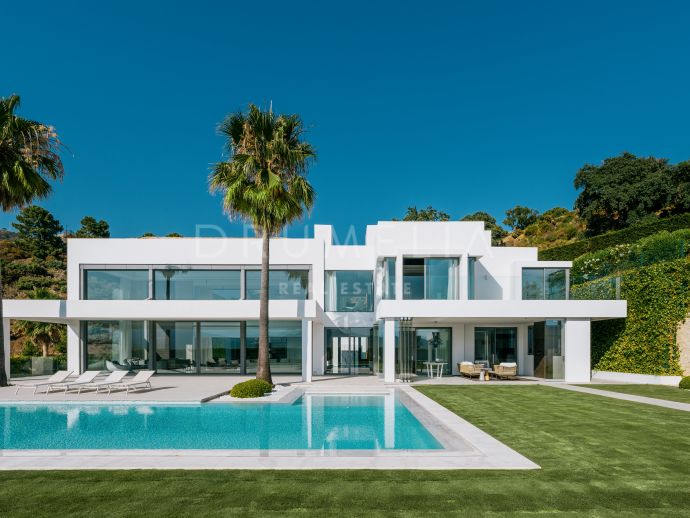 Villa Lagoon - Uitstekend modern huis van hoge kwaliteit in La Zagaleta Golf & Country Club, Benahavis.