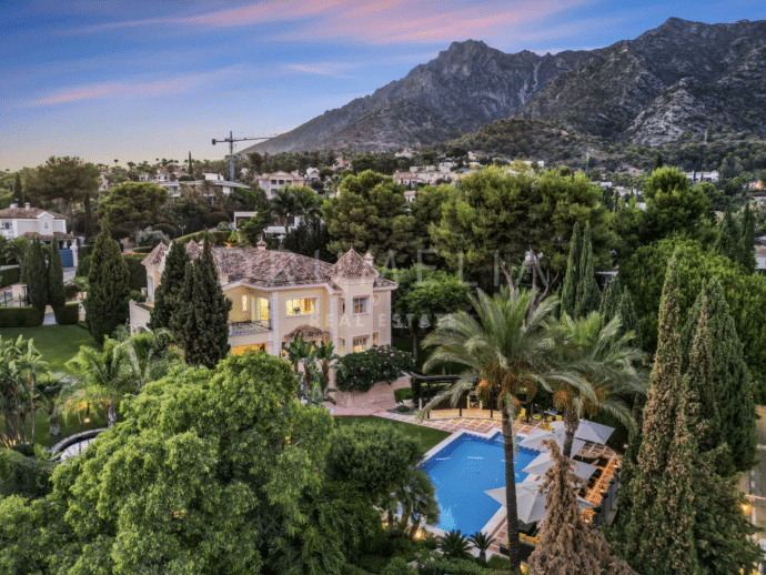 Luxury Mediterranean-style villa with sea views in high-end Sierra Blanca, Marbella Golden Mile