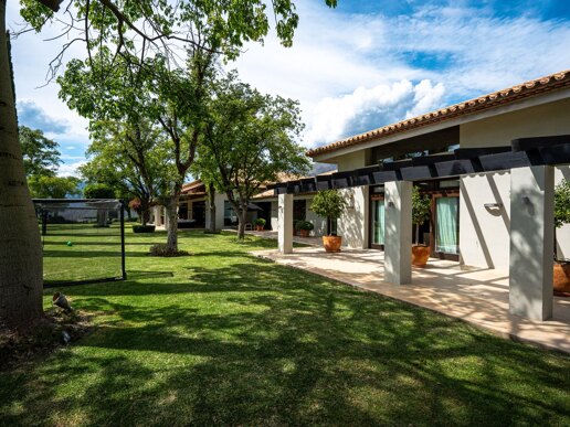 Invertir en propiedad en Marbella: por qué sube en 2026