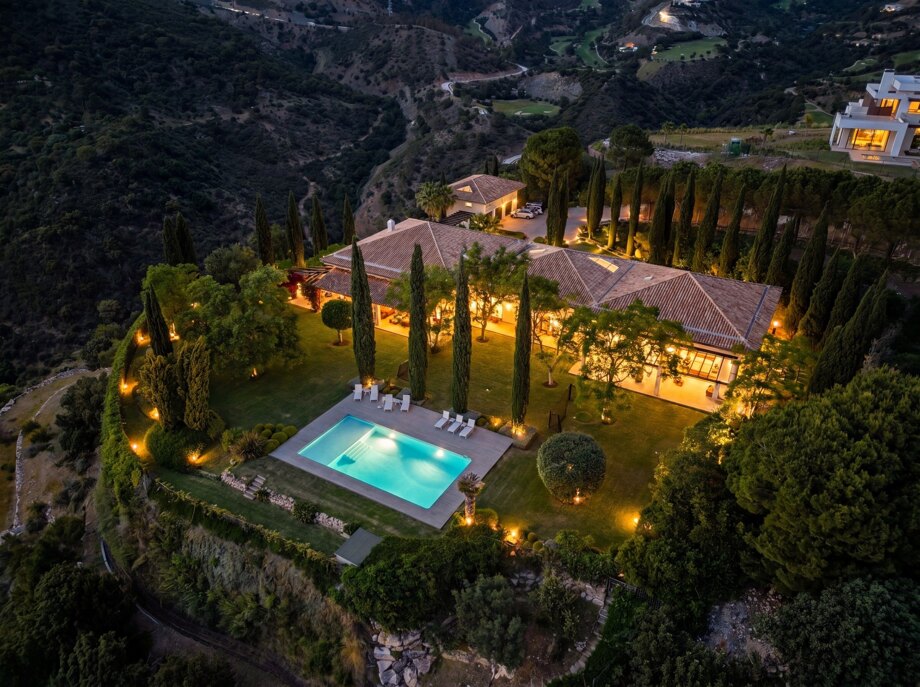 Property in Sierra Blanca: living at the foot of La Concha