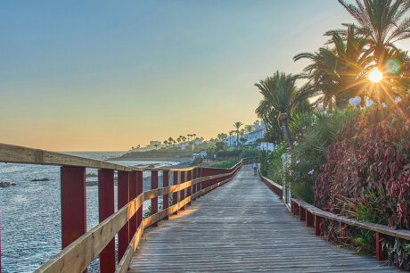 paseo madera mijas