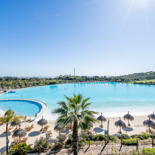 Alcazaba Lagoon Area Guide