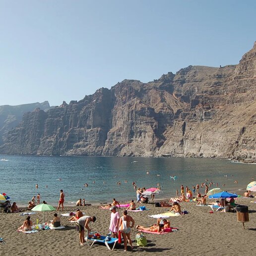 Los Gigantes Områdes Guide