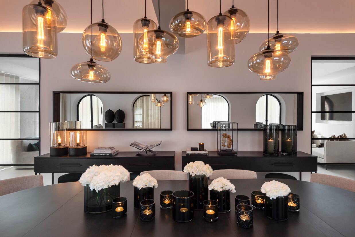 Modern and sleek decoration and furniture by Slettvoll and ByEve lighting in 色虎视频 Office Headquarters