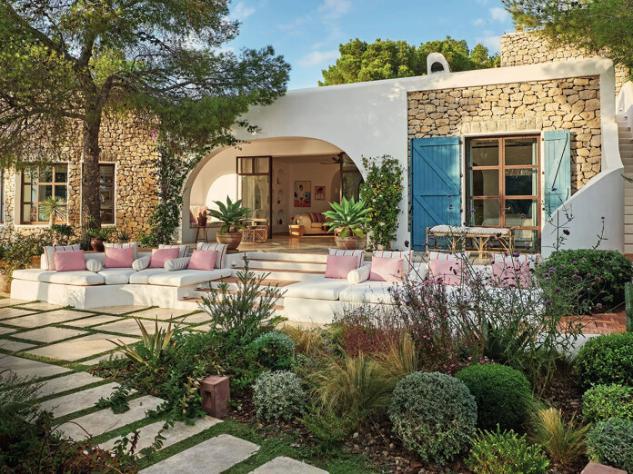 Choosing Your Luxury Destination in Spain: Marbella vs. Madrid, Mallorca, and Ibiza