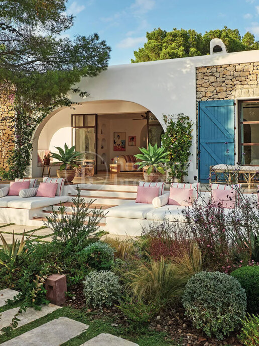 Choosing Your Luxury Destination in Spain: Marbella vs. Madrid, Mallorca, and Ibiza