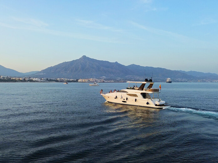 Top 10 Reasons People Choose Marbella for Luxury Living