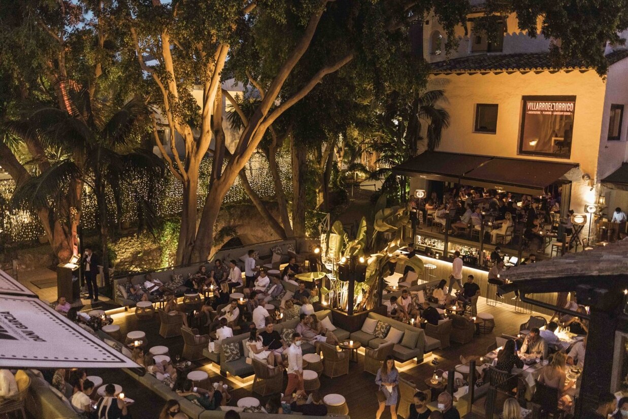 Puente Romano Marbella La Plaza nightlife with restaurants and crowds