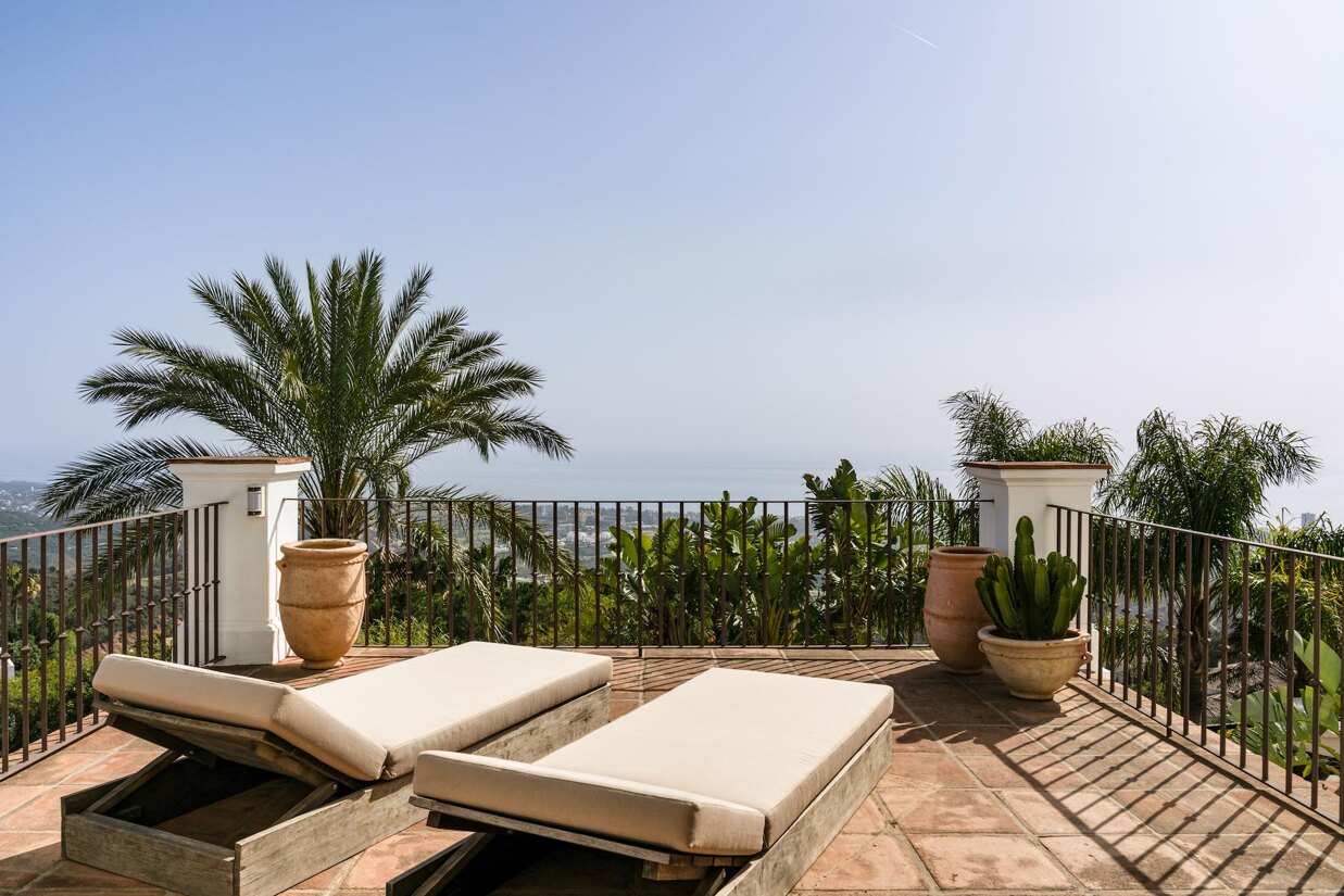 Los Monteros luxury villa panoramic sea views
