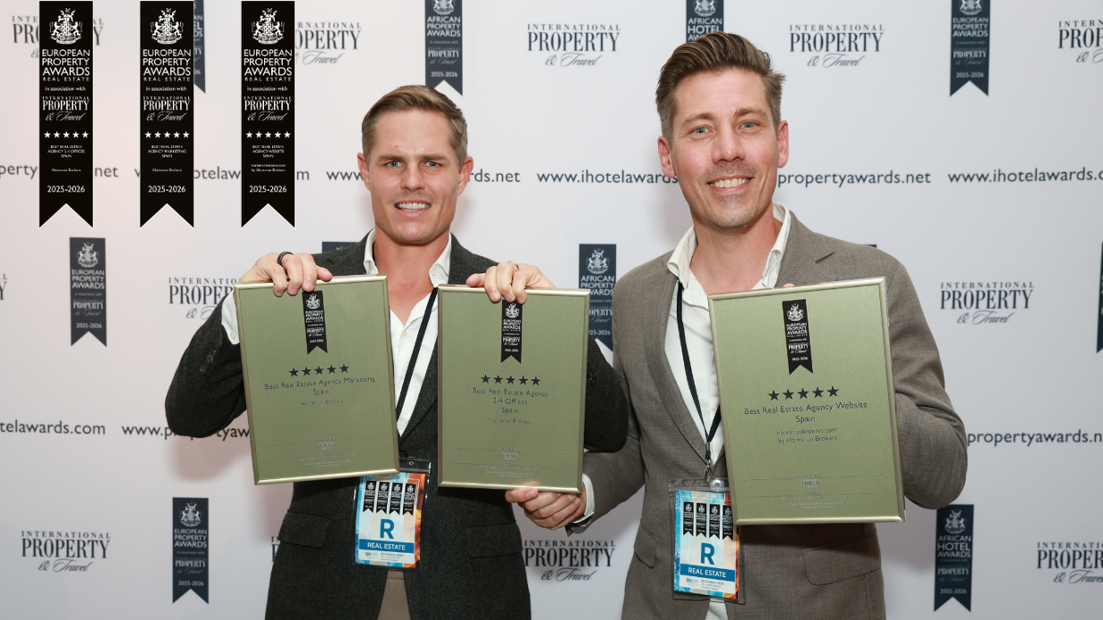  Founder & CEO Eric Ebbing and Head of Sales Roger Widén representing Homerun Brokers at the 2025–2026 European Property Awards in London, celebrating three national wins for Spain.