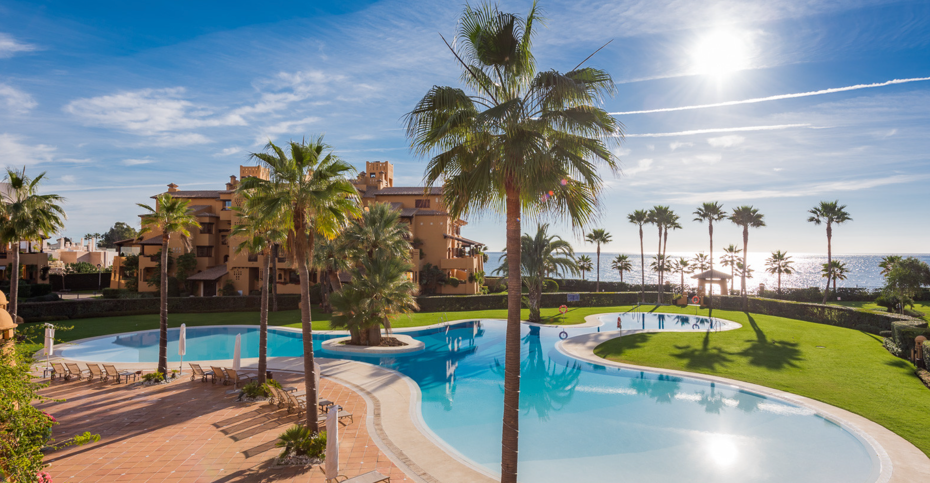 Granados del Mar, Estepona