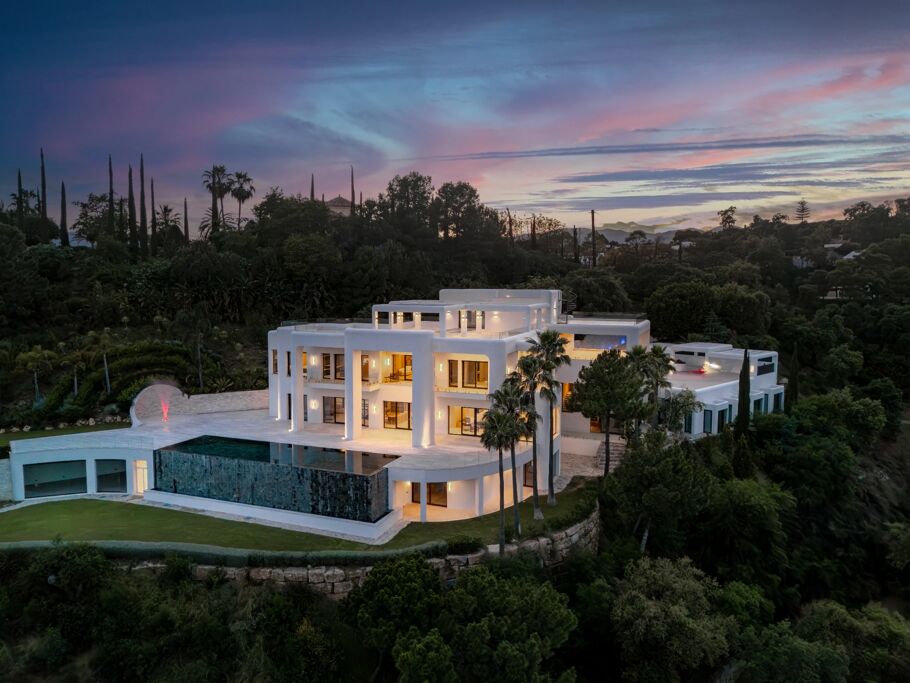 Modern Masterpiece, La Zagaleta, Marbella — contemporary luxury estate with panoramic sea views 