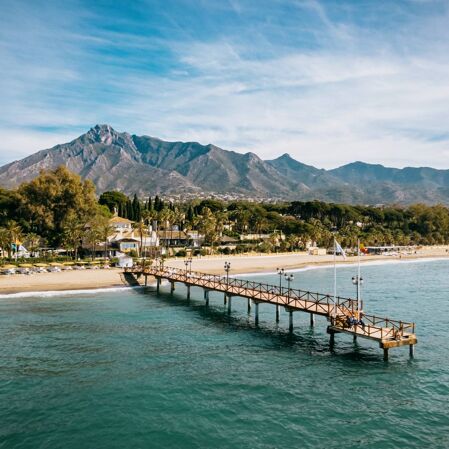 Marbella. A Town You Can Walk, A City You Can Live