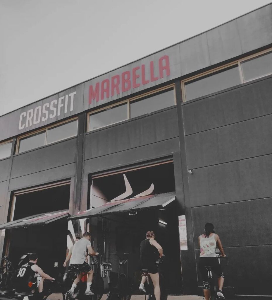 Fotografía del exterior de CrossFit Marbella 