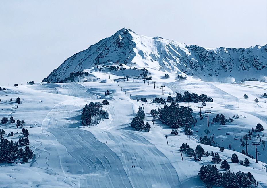 Catalan Pyrenees Ski Resort and mountain 