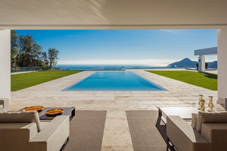 Stylish Outdoor Designs in Marbella