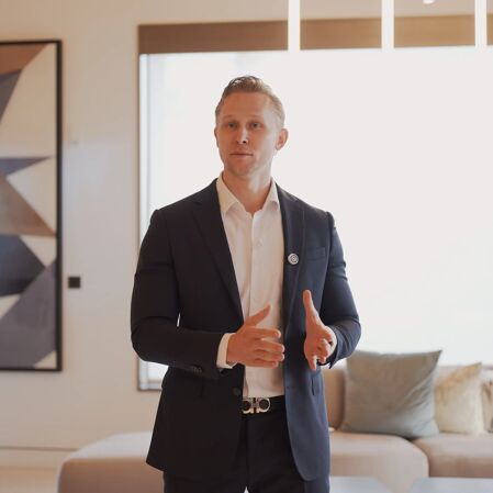 Mastering Luxury Real Estate Negotiation: The High-End Strategies That Close Multi-Million Euro Deals in Marbella